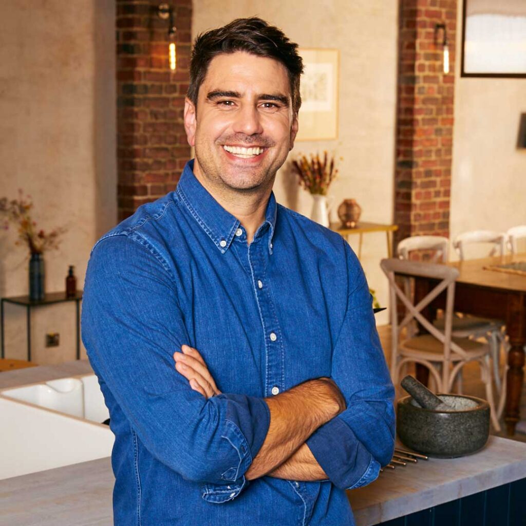 chris bavin